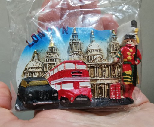 Zdjęcie oferty: Magnes na lodówkę 3D Anglia Londyn bus