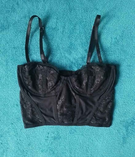 Zdjęcie oferty: Siateczkowy gorset crop top z koronką H&M