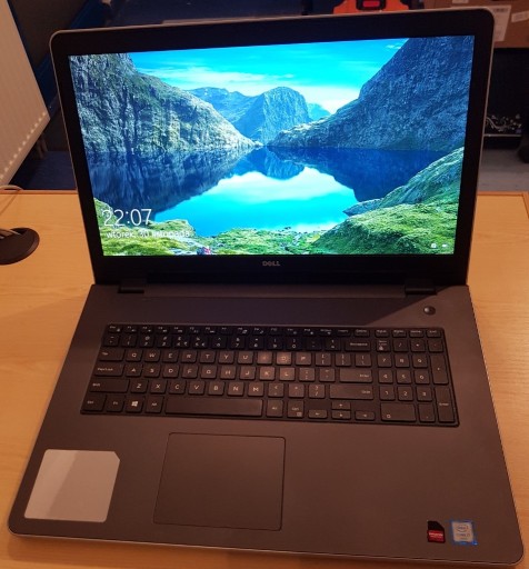 Zdjęcie oferty: Laptop Dell Inspiron 5759 i7-6500U/8GB/Radeon R5