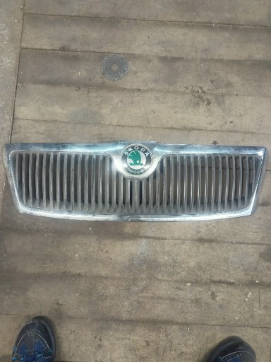 Zdjęcie oferty: Grill atrapa chłodnicy skoda Octavia ll