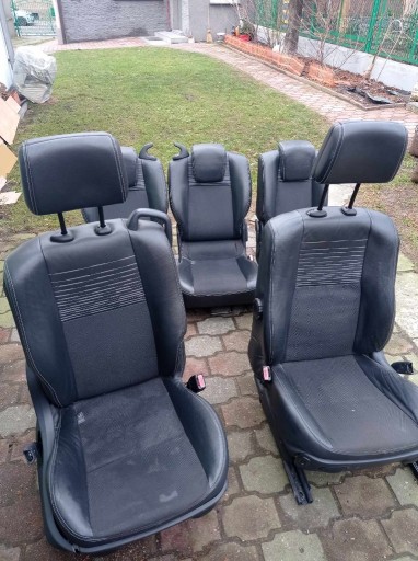 Zdjęcie oferty: Komplet foteli Renault podgrzewane siedzenia