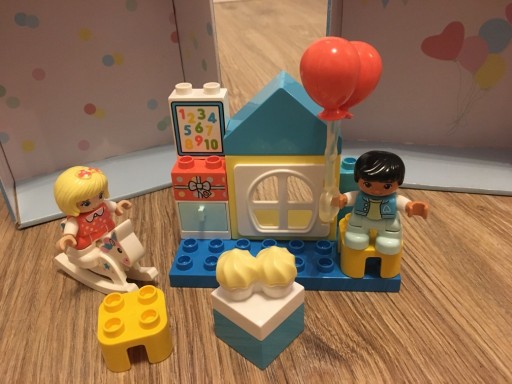 Zdjęcie oferty: Lego Duplo klocki w pudełku Pokój zabaw
