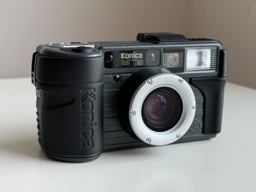 Zdjęcie oferty: Konica Wide 28 - Aparat analogowy kompakt