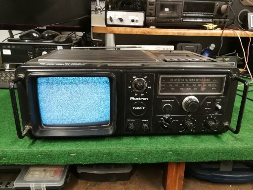 Zdjęcie oferty: Plustron TVRC-7 telewizorek z radiem i magnetofonem.