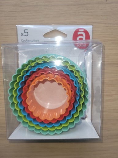 Zdjęcie oferty: Forma do ciasteczek cookie cutters 5 sztuk różne