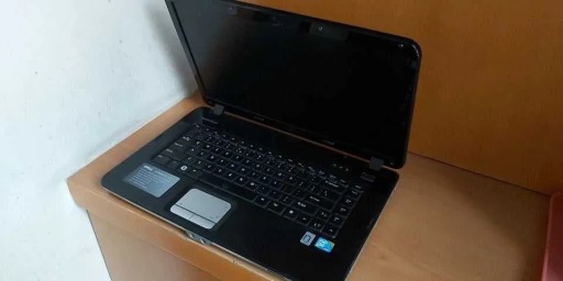 Zdjęcie oferty: SPRZEDAM LAPTOP!!! Dell Vostro 1015