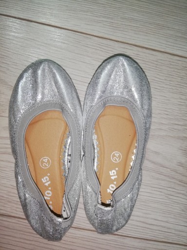 Zdjęcie oferty: 5-10-15 Buty, baleriny, srebrne, rozmiar 24