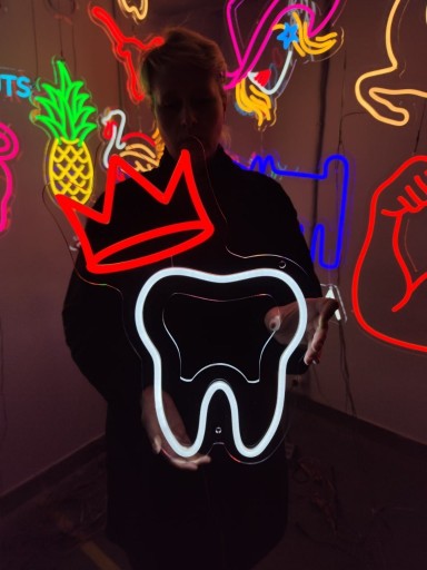 Zdjęcie oferty: Neon Napisy LED na zamówienie.Ząb.Dentysta