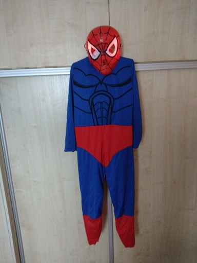 Zdjęcie oferty: Strój Spiderman 