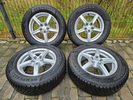 Zdjęcie oferty: Koła zimowe ALU 16 AUDI Q3 I opony 2023 ALU IDEALNE