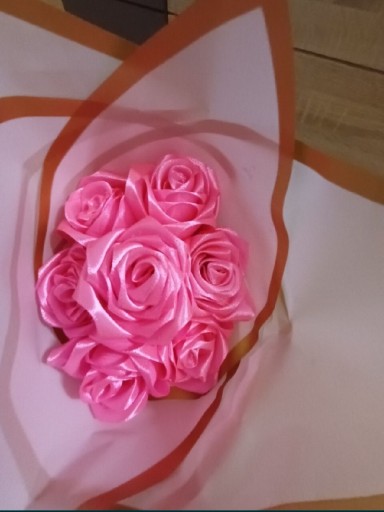 Zdjęcie oferty: Piękny bukiet róż, prezent na dzień mamy, urodziny imieniny