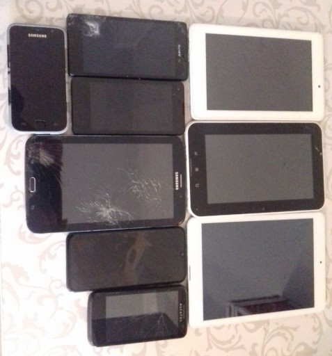 Zdjęcie oferty: Telefony i tablety uszkodzone lub wymiana na tel