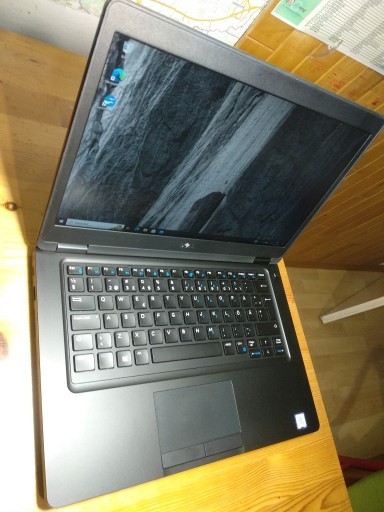 Zdjęcie oferty: Dell Latitude 5490 i5-7300U RAM 8Gb SSHD 500Gb