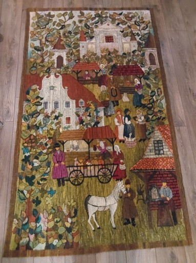 Zdjęcie oferty: Gobelin - duży - zjawiskowa tematyka i rozmiar proj. H. Zbierzchowska 