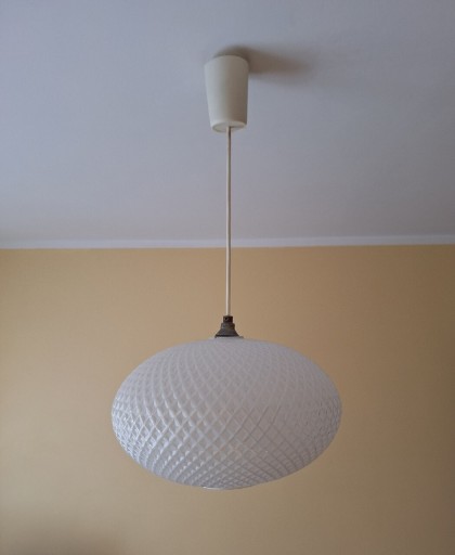 Zdjęcie oferty: Lampa wisząca PRL lata 60 żyrandol 