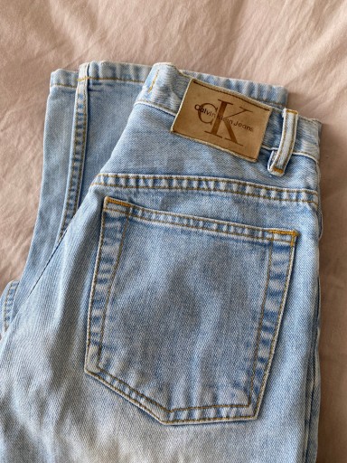 Zdjęcie oferty: Spodnie jeansowe Calvin Klein 36