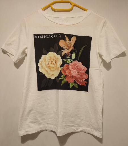 Zdjęcie oferty: Biały t-shirt damski KappAhl XS kwiaty