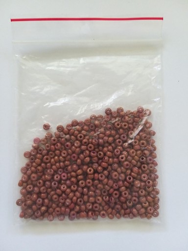 Zdjęcie oferty: Drobne koraliki 40 g średnica 4 mm