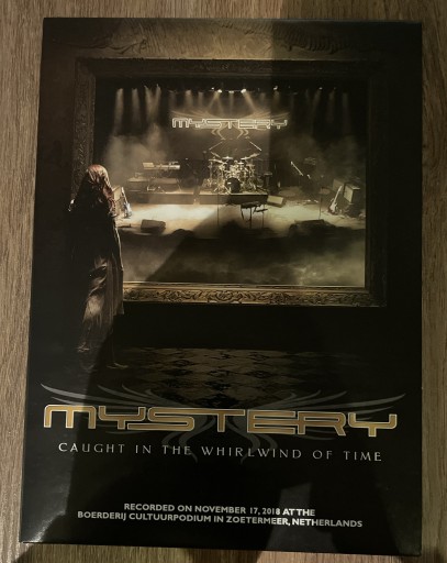 Zdjęcie oferty: MYSTERY - Caught in the Whirlwind of Time