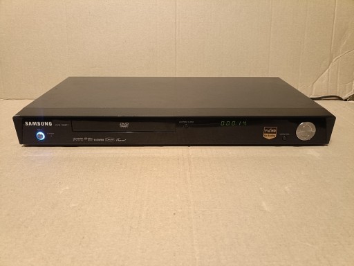 Zdjęcie oferty: SAMSUNG DVD-1080P7 bez pilota ( odczytuje tylko Audio CD ! )