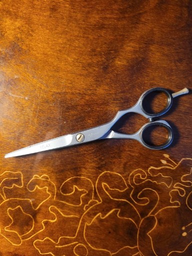 Zdjęcie oferty: Nożyczki fryzjerskie