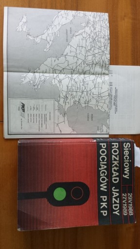 Zdjęcie oferty: Sieciowy Rozkład Jazdy Pociągów 1988/1989