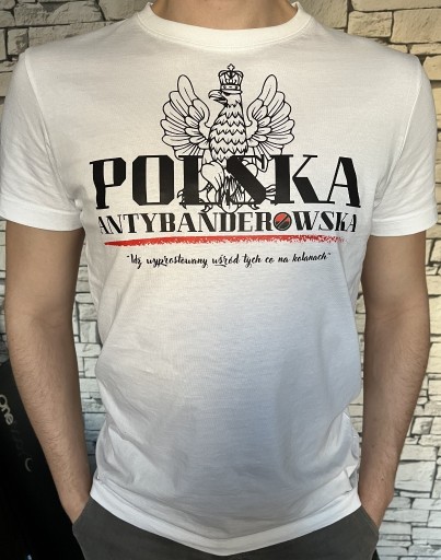 Zdjęcie oferty: Koszulka patriotyczna "Polska Antybanderowska"