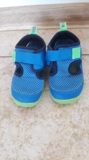 Zdjęcie oferty: Sandałki Reebok r.21.5