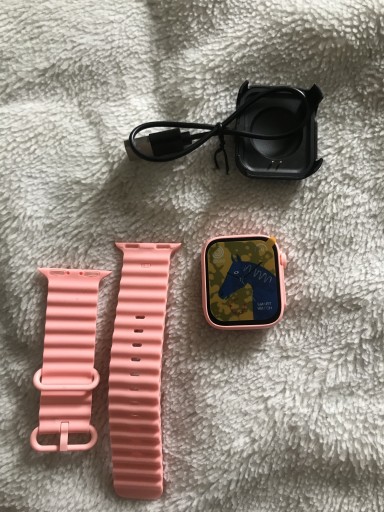 Zdjęcie oferty: Różowy smartwatch