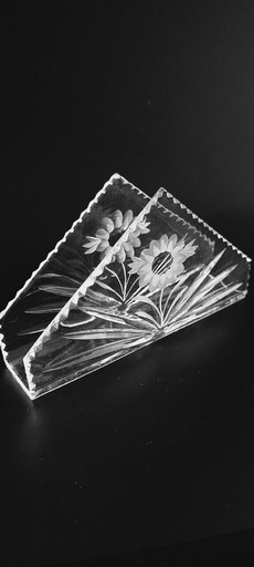 Zdjęcie oferty: Kryształowy serwetnik kwiatek 