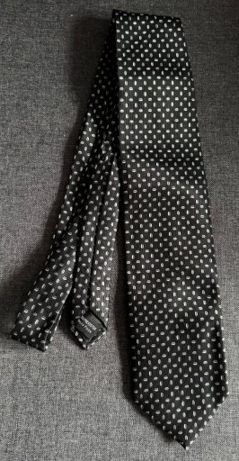 Zdjęcie oferty: Jedwabny krawat, czarny we wzorki