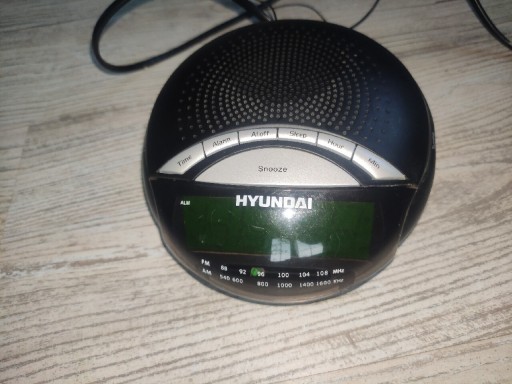 Zdjęcie oferty: Radiobudzik Hyundai