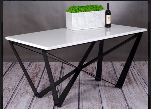 Zdjęcie oferty: Nowoczesny stół z blatem z konglomeratu kwarcowego