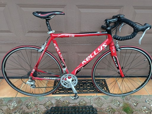 Zdjęcie oferty: ROWER SZOSOWY KELLYS 28"ARC 1.9 Rama M + MIERNIK SIGMA,