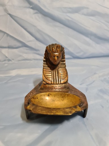 Zdjęcie oferty: Popielniczka Faraon Egipt Mosiądz 460g