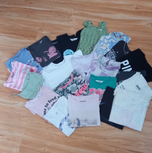 Zdjęcie oferty: Mega paka koszulek z sieciowek  r 146 152 dla dziewczynki 
