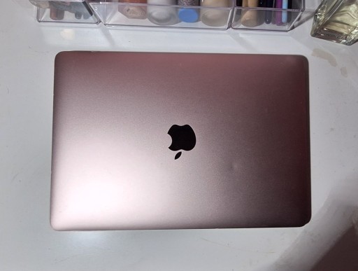 Zdjęcie oferty: MacBook Rose Gold 12 cali intel core i5 8gb