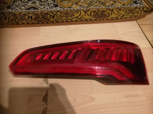 Zdjęcie oferty: Lampy audi q5 80a 