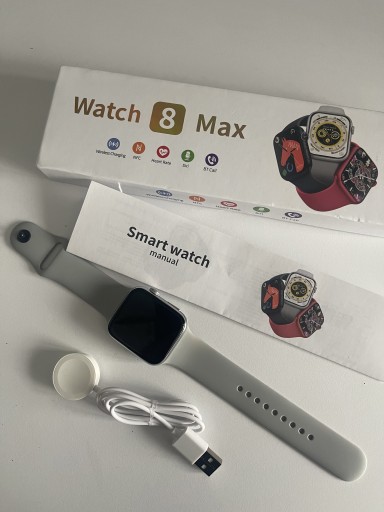 Zdjęcie oferty: Smartwatch serii 8 JAK NOWY!