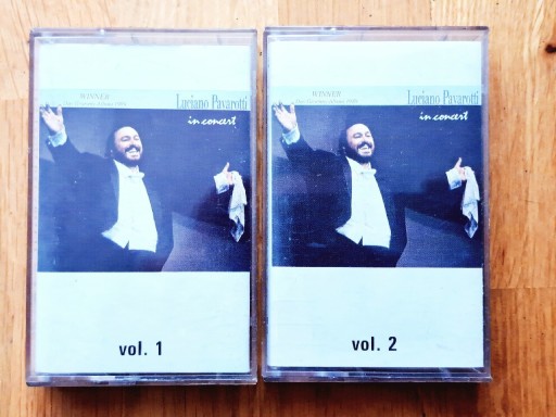 Zdjęcie oferty: Kaseta magnetofonowa 2szt - Luciano Pavarotti