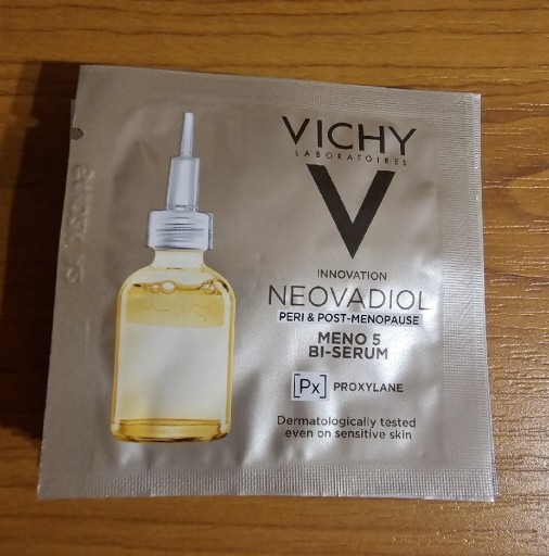 Zdjęcie oferty: Vichy Neovadiol Meno5 Serum przeciwzmarszczkowe 