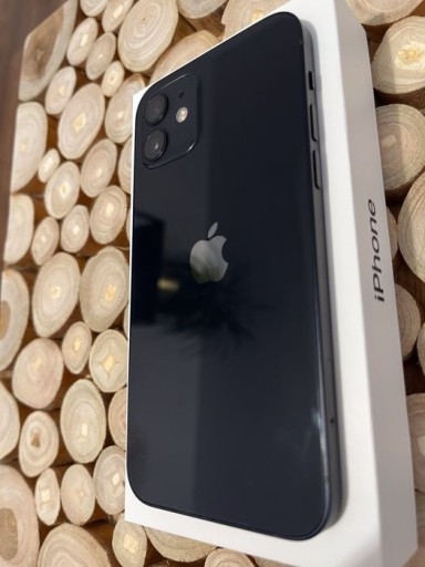 Zdjęcie oferty: Smartfon APPLE iPhone 12 64GB 5G 6.1" Czarny