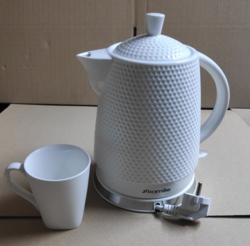 Zdjęcie oferty: Czajnik ceramiczny 1,5L 1200W + kubek