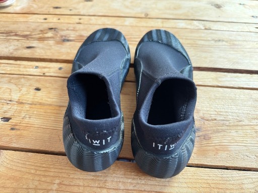 Zdjęcie oferty: Buty do pływania niskie na kajak/SUP Itiwit z neoprenu 1,5mm