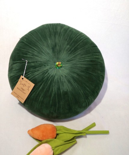 Zdjęcie oferty: Poduszka dekoracyjna 40cm z marszczeniem guzik