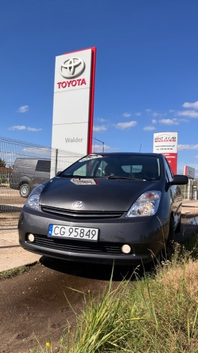 Zdjęcie oferty: toyota prius 7 lat w jednych rękach, OC, OBT do końca roku, nowe zimówki