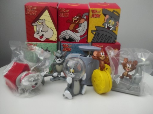 Zdjęcie oferty: Tom i Jerry, zestaw figurek, nowe, 6 sztuk