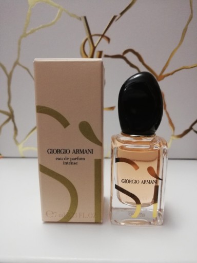 Zdjęcie oferty: Perfumy Armani Si Intense 7ml 