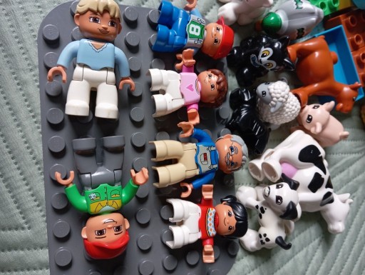 Zdjęcie oferty: Lego Duplo figurki gospodarstwo zwierzęta farma rodzina rolnictwo 