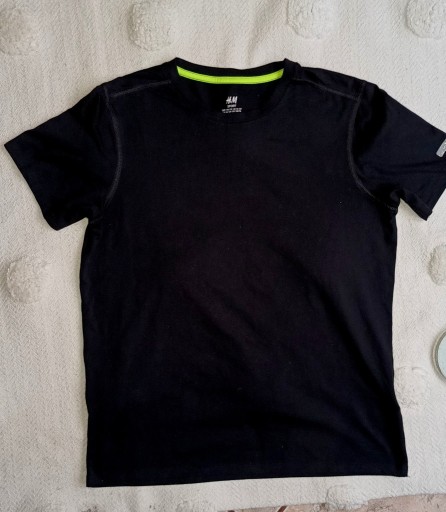 Zdjęcie oferty: H&M czarna koszulka sportowa rozm 146/152 